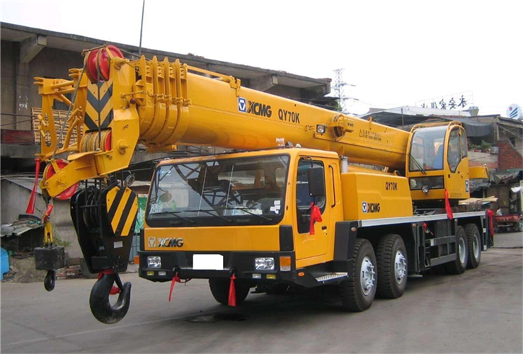 集宁区吊车出租选择重点