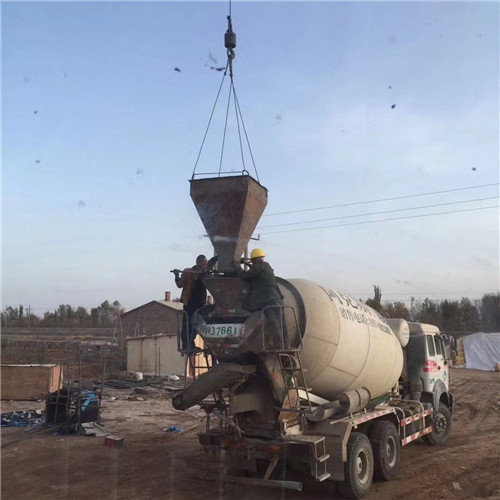 集宁区“精准瞄准”—— 吊车的 “定位导航” 技术